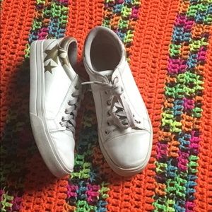 Arizona Jean Tennis Shoes